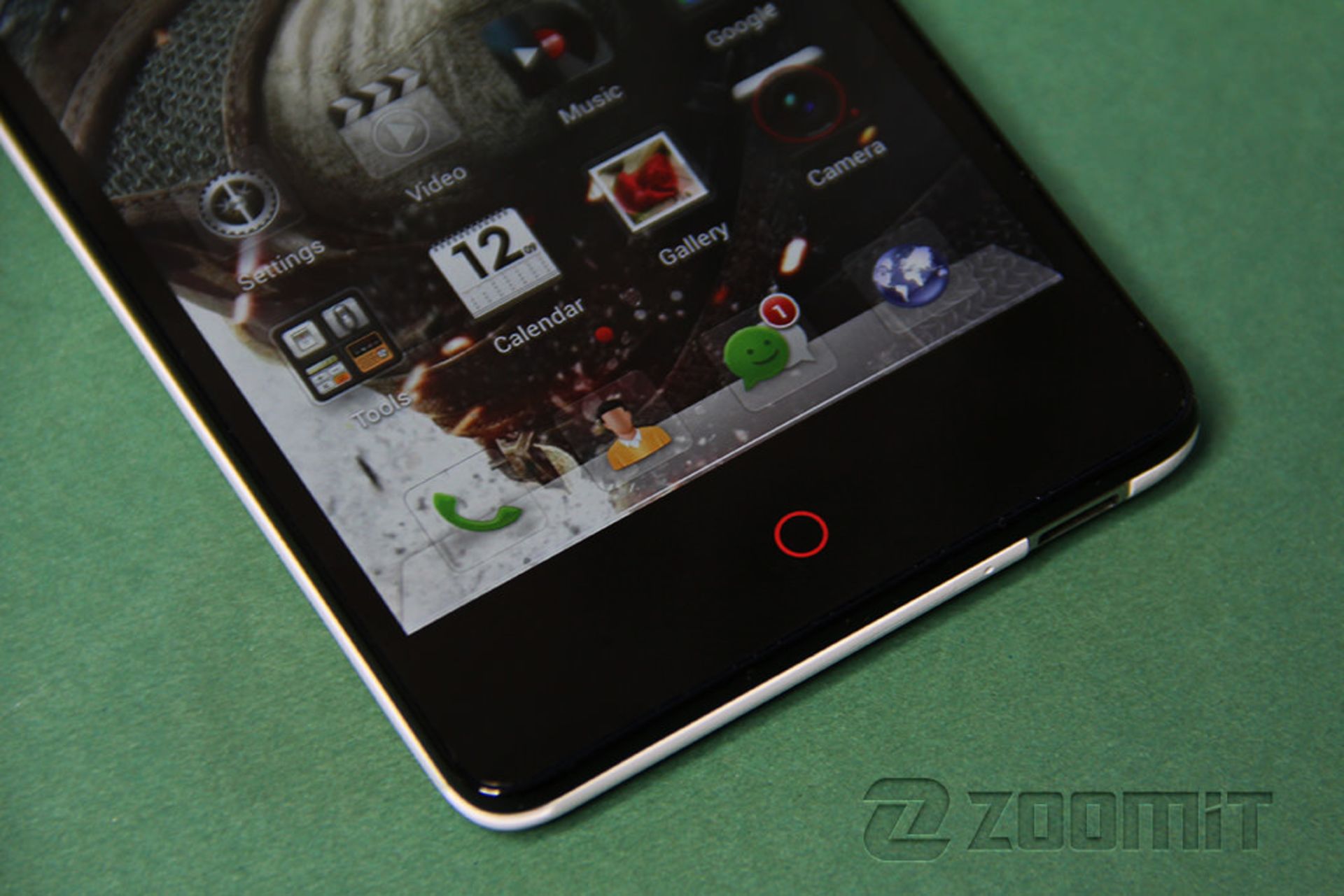 بررسی تلفن هوشمند ZTE Nubia Z5S mini